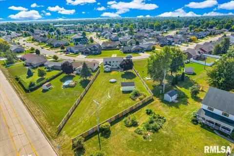 View/Area - 1408 Hampton Rd, Washington, IL 61571 photo 5 of 11