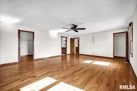 Bedroom - 1408 Hampton Rd, Washington, IL 61571 photo 2 of 4
