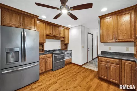 Kitchen - 1408 Hampton Rd, Washington, IL 61571 photo 1 of 4