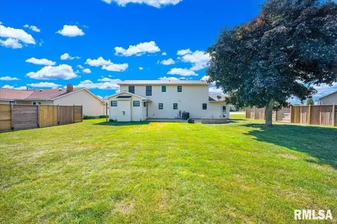 Exterior - 1408 Hampton Rd, Washington, IL 61571 photo 8 of 8