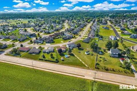 View/Area - 1408 Hampton Rd, Washington, IL 61571 photo 10 of 11