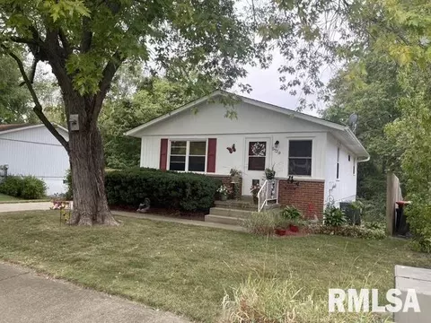 5729 N Wacker Dr, Peoria, IL 61614