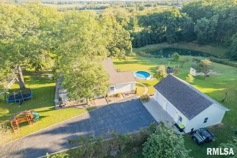 298 Townhall Rd, Metamora, IL 61548