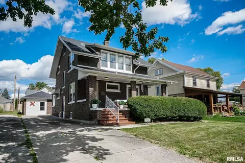 Exterior - 206 Roosevelt Ave, Kewanee, IL 61443 photo 2 of 12
