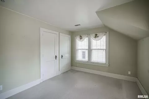Bedroom - 206 Roosevelt Ave, Kewanee, IL 61443 photo 8 of 11