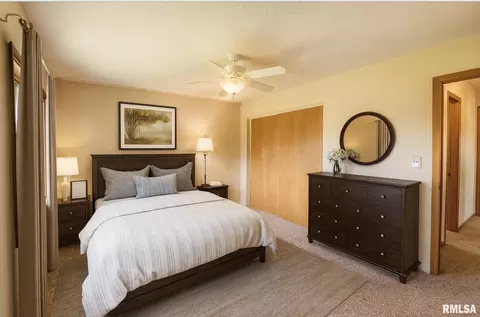 Bedroom - 206 Pine Cir, Eureka, IL 61530 photo 1 of 5