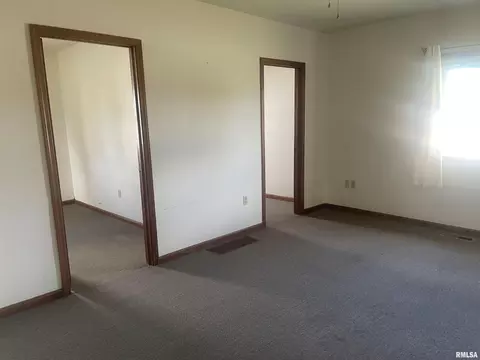 920 N State St, Macomb, IL 61455 photo 4