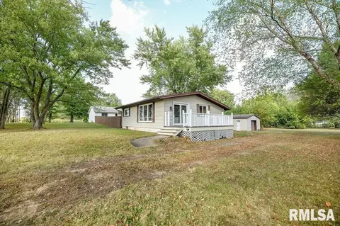 13734 Il Route 29 Rd, Pekin, IL 61554