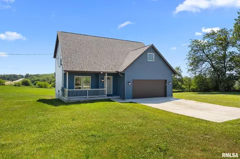 13603 E State Route 116 Hwy, London Mills, IL 61544