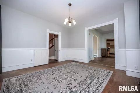 507 W 3rd St, Delavan, IL 61734 photo 27