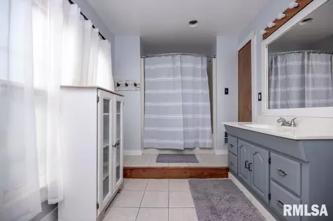 507 W 3rd St, Delavan, IL 61734 photo 50