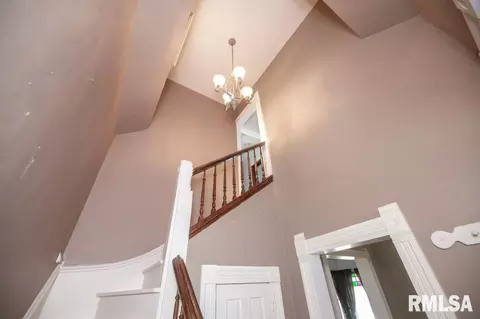 507 W 3rd St, Delavan, IL 61734 photo 21