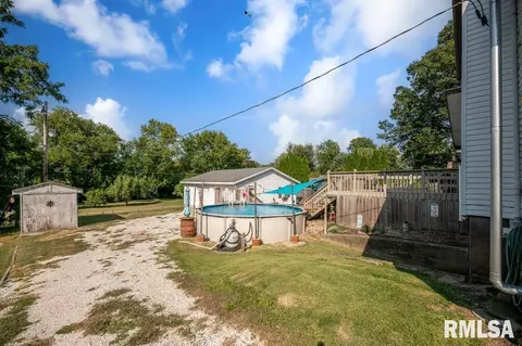 507 W 3rd St, Delavan, IL 61734 photo 7