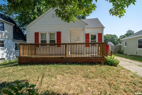 1312 Janssen St, Pekin, IL 61554