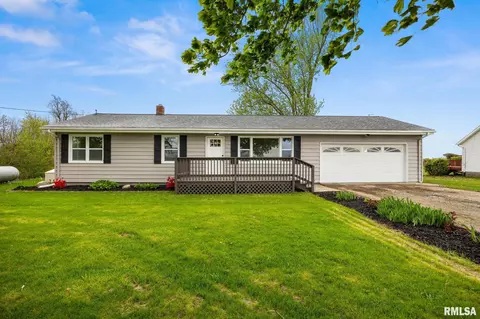 8210 W Parks School Rd, Princeville, IL 61559