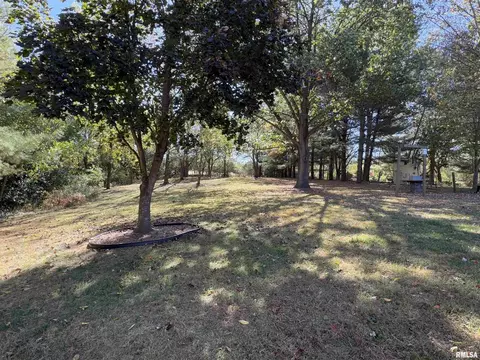 Exterior - 1707 Riverview Dr, Macomb, IL 61455 photo 17 of 17