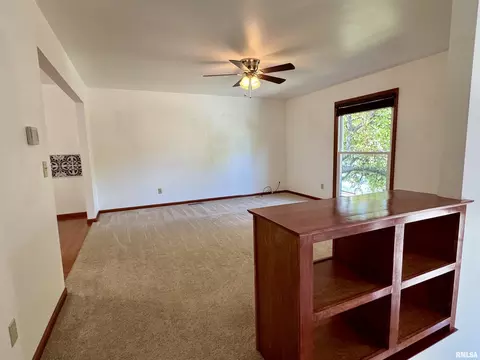 Living - 1707 Riverview Dr, Macomb, IL 61455 photo 2 of 8