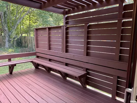 Exterior - 1707 Riverview Dr, Macomb, IL 61455 photo 6 of 17