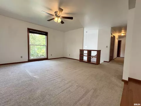 Living - 1707 Riverview Dr, Macomb, IL 61455 photo 3 of 8