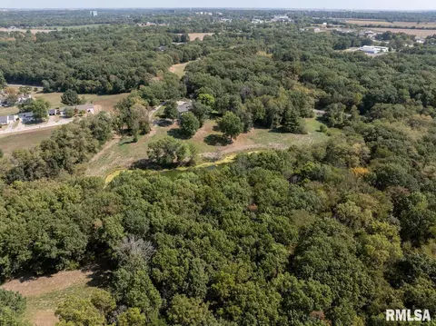 View/Area - 100 S Quail Walk Rd, Macomb, IL 61455 photo 6 of 11