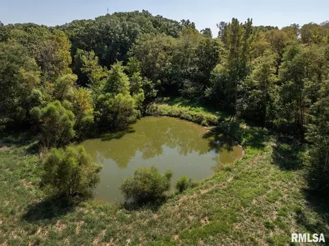 View/Area - 100 S Quail Walk Rd, Macomb, IL 61455 photo 9 of 11