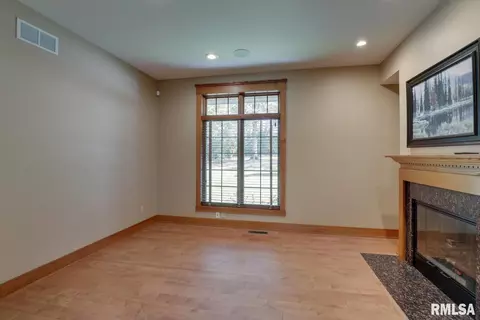 Living - 100 S Quail Walk Rd, Macomb, IL 61455 photo 5 of 5