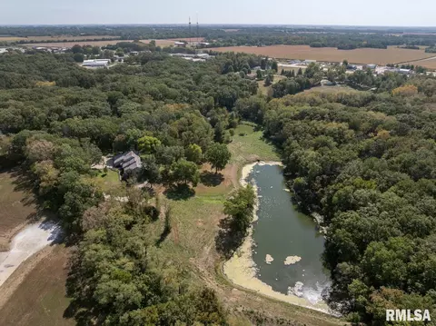 View/Area - 100 S Quail Walk Rd, Macomb, IL 61455 photo 7 of 11