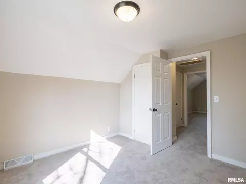1350 E Chestnut St, Canton, IL 61520 photo 21