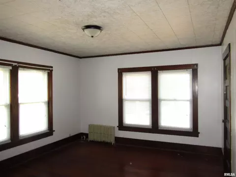 502 E Broadway St, Astoria, IL 61501 photo 28