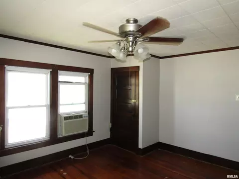 502 E Broadway St, Astoria, IL 61501 photo 30