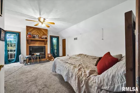 Bedroom - 9517 W Whittingham Pt, Mapleton, IL 61547 photo 3 of 4