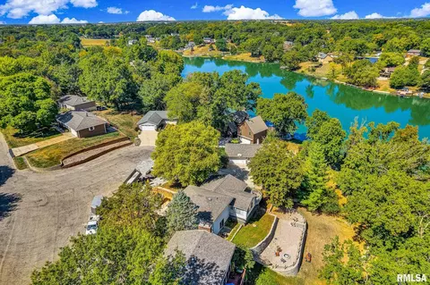 9517 W Whittingham Pt, Mapleton, IL 61547