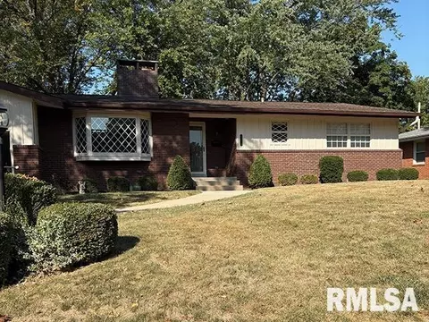 4713 N North St, Peoria, IL 61614