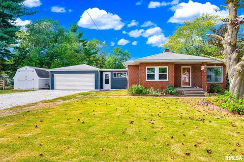 116 Linden Ave, Germantown Hills, IL 61548