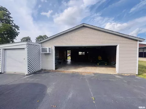 Other - 1625 E Murray St, Macomb, IL 61455 photo 9 of 14