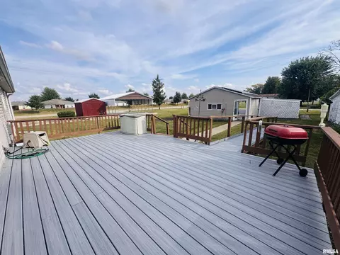 Exterior - 1625 E Murray St, Macomb, IL 61455 photo 7 of 7