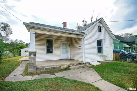 2310 W Garden St, Peoria, IL 61605