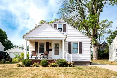 3121 N Isabell Ave, Peoria, IL 61604