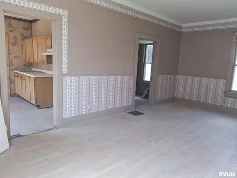 Other - 624 S Main St, Canton, IL 61520 photo 6 of 10