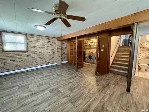 146 Holden Ter, Macomb, IL 61455 photo 30