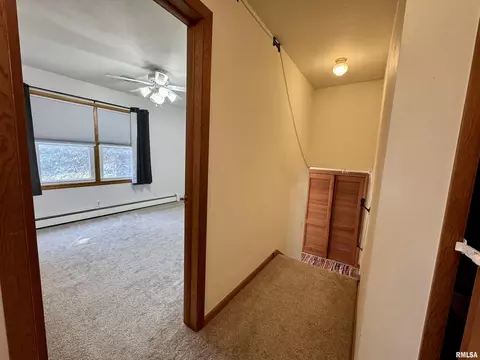 146 Holden Ter, Macomb, IL 61455 photo 16
