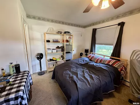 146 Holden Ter, Macomb, IL 61455 photo 29