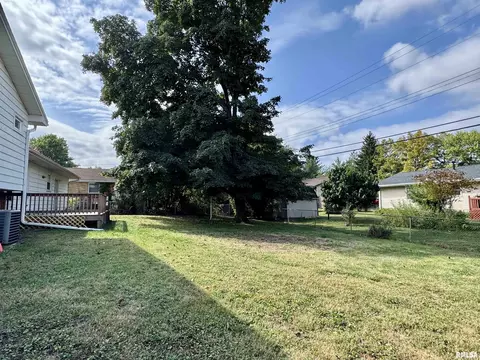 146 Holden Ter, Macomb, IL 61455 photo 38