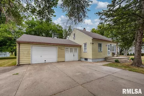 2627 W Eugenie Ave, Peoria, IL 61614