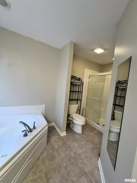 1306 Grand Ave, Macomb, IL 61455 photo 10