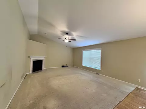 1306 Grand Ave, Macomb, IL 61455 photo 7