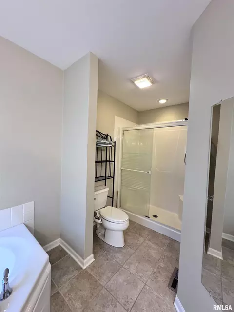 1306 Grand Ave, Macomb, IL 61455 photo 11