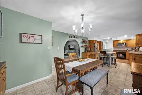 Other - 306 Arbor Vitae Dr, Germantown Hills, IL 61548 photo 2 of 10