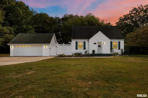 359 Old Germantown Rd, East Peoria, IL 61611