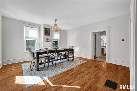 801 W 3rd St, Delavan, IL 61734 photo 8